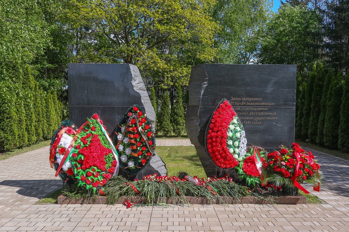 Мемарыял у вёсцы Копішча Мінскага раёна